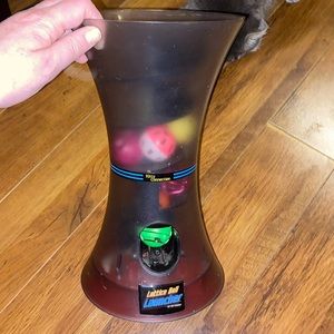 Ball Shooter for pets Shoots Balls Regularly Great 4 Cats & Smaller Dogs